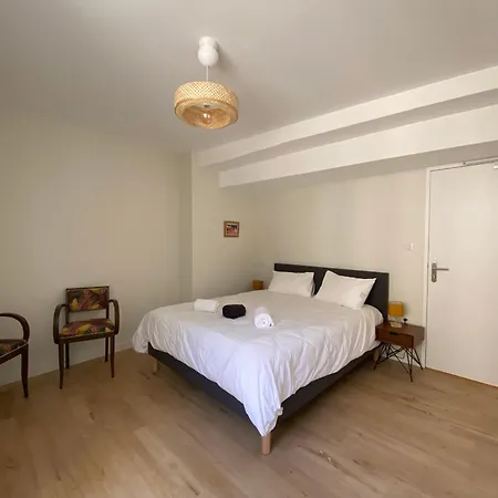 Vers Le Beau Frühstückspension *